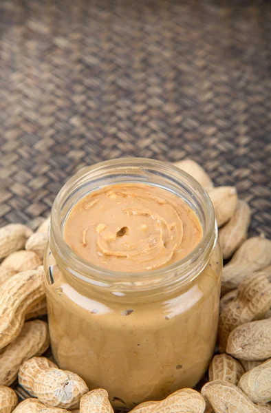 Manteiga de amendoim e amendoim — Fotografia de Stock