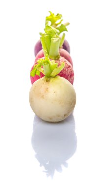 Renkli turp sebze karışımı