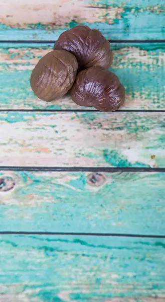 Castaño pelado entero asado — Foto de Stock