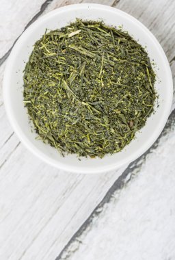 Kurumuş yeşil çay yaprakları