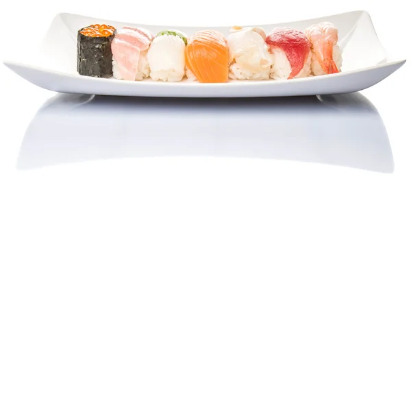 Verschiedene japanische Sushi — Stockfoto