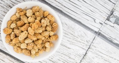 kurutulmuş beyaz dut