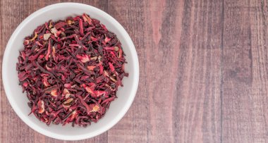 Kurutulmuş Hibiscus çay yaprakları