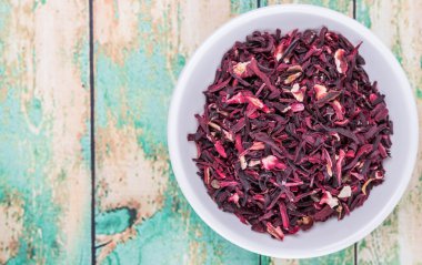 Kurutulmuş Hibiscus çay yaprakları