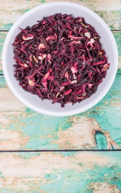 Kurutulmuş Hibiscus çay yaprakları