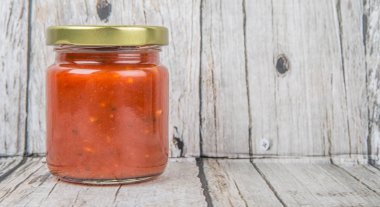 Spagetti sosu Mason kavanoz