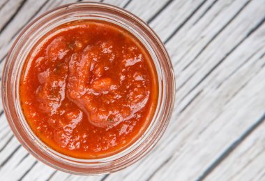 Spagetti sosu Mason kavanoz