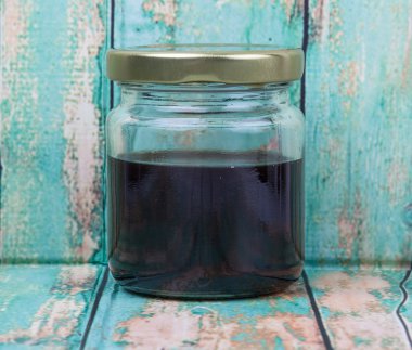 Mason kavanoza balsamik sirke