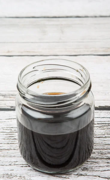 Balsamico azijn In Mason Jar — Stockfoto