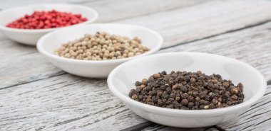 Karabiber beyaz kase