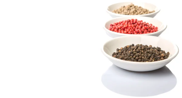 Peppercorns In White Bowl — Stock Photo, Image