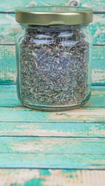 kurutulmuş oğul otu