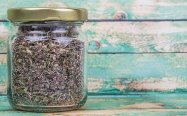 kurutulmuş oğul otu