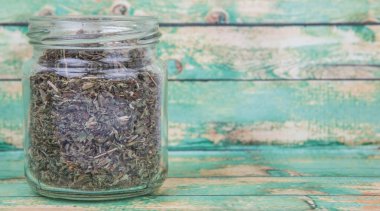 kurutulmuş oğul otu