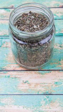 kurutulmuş oğul otu