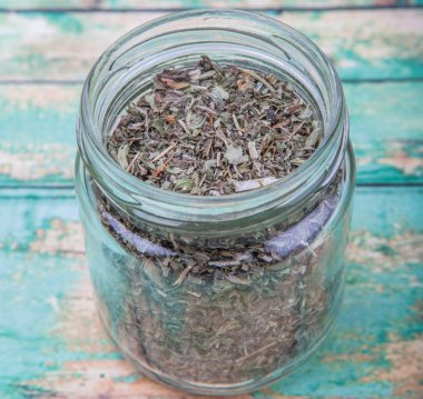 kurutulmuş oğul otu