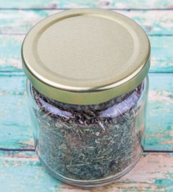 kurutulmuş oğul otu