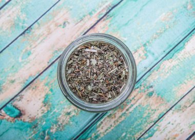 kurutulmuş oğul otu