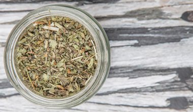 kurutulmuş oğul otu