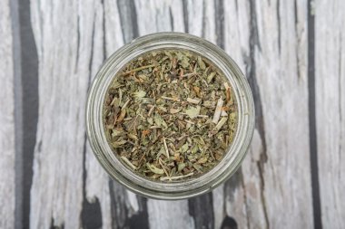 kurutulmuş oğul otu