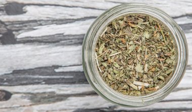 kurutulmuş oğul otu