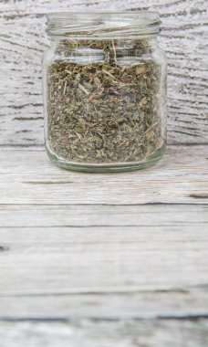 kurutulmuş oğul otu