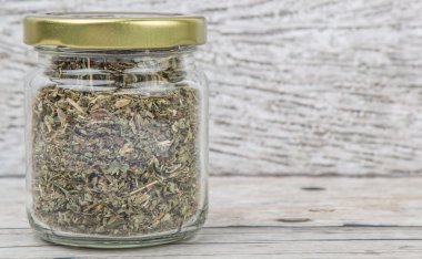 kurutulmuş oğul otu