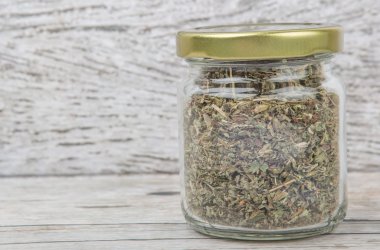 kurutulmuş oğul otu