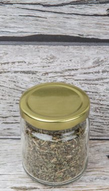 kurutulmuş oğul otu