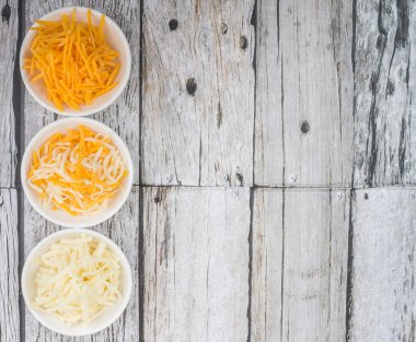 Rendelenmiş Mozzarella ve kaşar peyniri