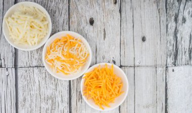 Rendelenmiş Mozzarella ve kaşar peyniri