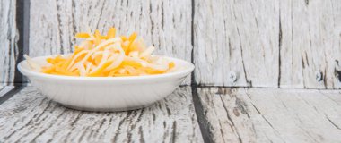 Rendelenmiş Mozzarella ve kaşar peyniri