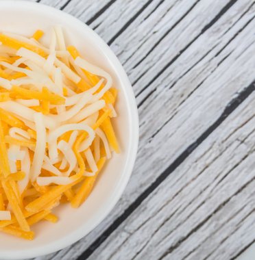 Rendelenmiş Mozzarella ve kaşar peyniri