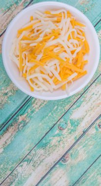 Rendelenmiş mozzarella peyniri