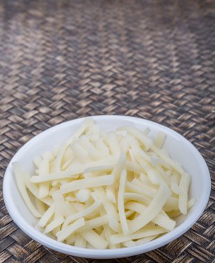 Rendelenmiş mozzarella peyniri