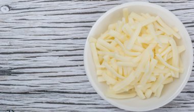 Rendelenmiş mozzarella peyniri