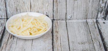 Rendelenmiş mozzarella peyniri