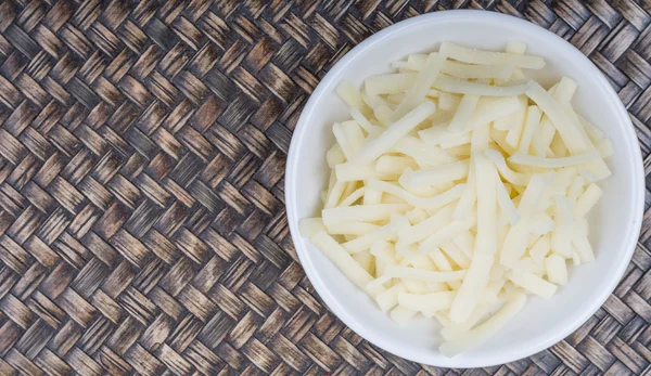 Rendelenmiş mozzarella peyniri