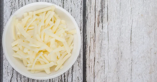 Rendelenmiş mozzarella peyniri