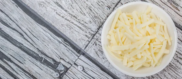 Rendelenmiş mozzarella peyniri