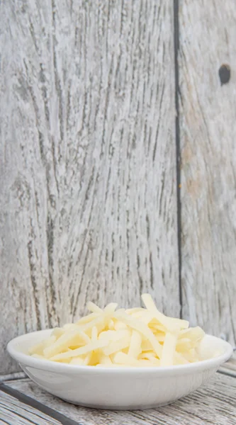 Rendelenmiş mozzarella peyniri