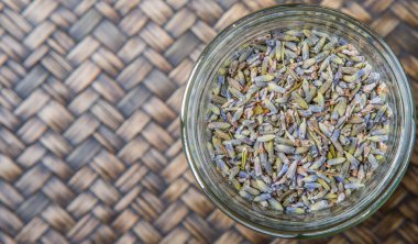 Kurutulmuş lavanta bitkisel çay