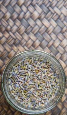 Kurutulmuş lavanta bitkisel çay