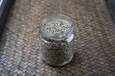 Kurutulmuş lavanta bitkisel çay