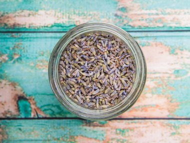 Kurutulmuş lavanta bitkisel çay