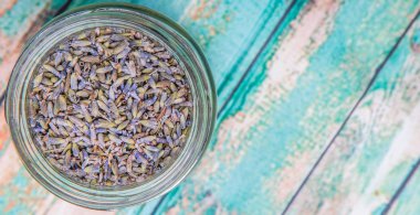 Kurutulmuş lavanta bitkisel çay