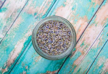 Kurutulmuş lavanta bitkisel çay