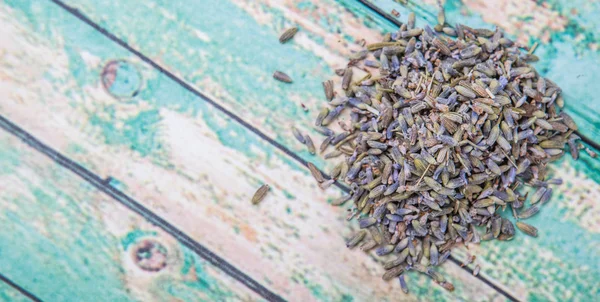 Kurutulmuş lavanta bitkisel çay