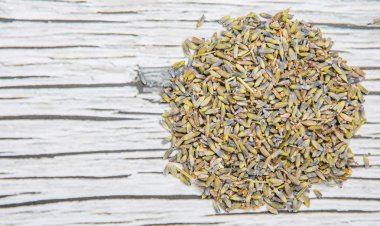 Kurutulmuş lavanta bitkisel çay