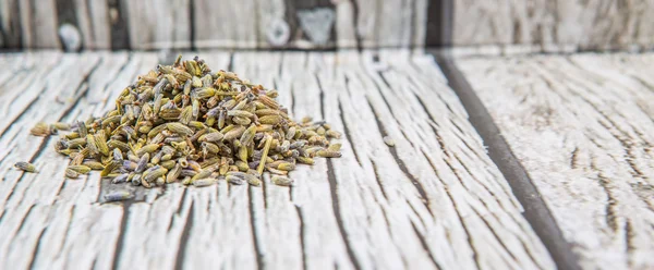 Kurutulmuş lavanta bitkisel çay